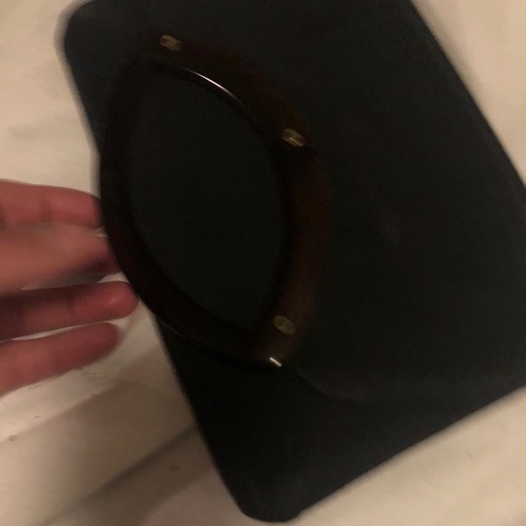 Giorini Clutch - Picture 9 of 10